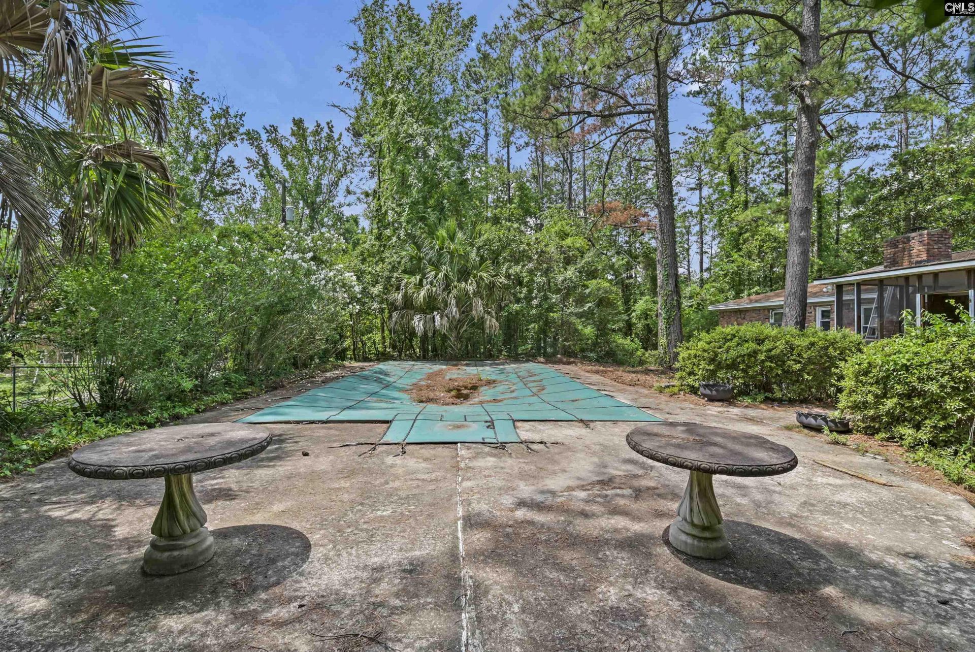 818 Kingsbridge Road Photo 32