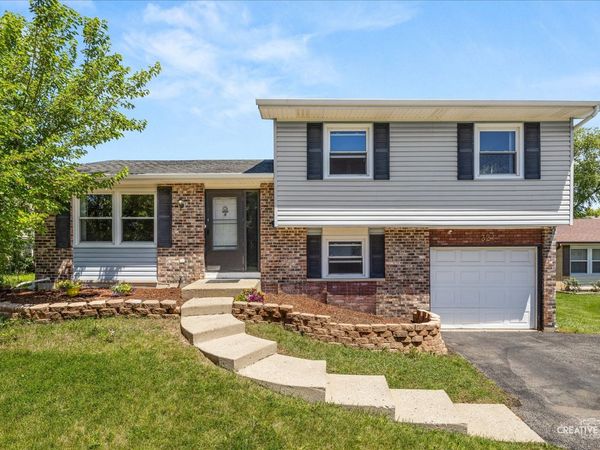 32 W Schubert Avenue , Glendale Heights, IL 60139