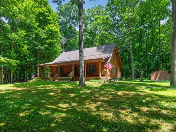 7789 Thorne, Horton, MI 49246