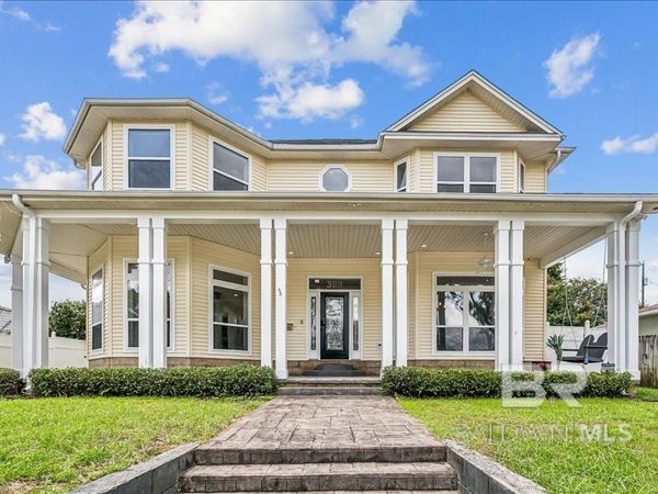 309 SW Syrcle Drive, Pensacola, FL 32507