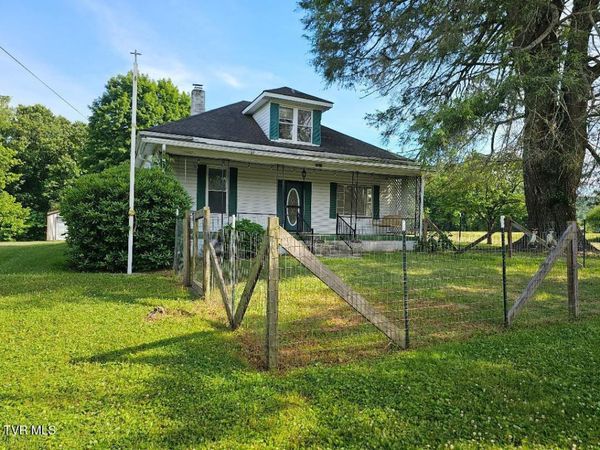 11812 Central Street, Coeburn, VA 24230