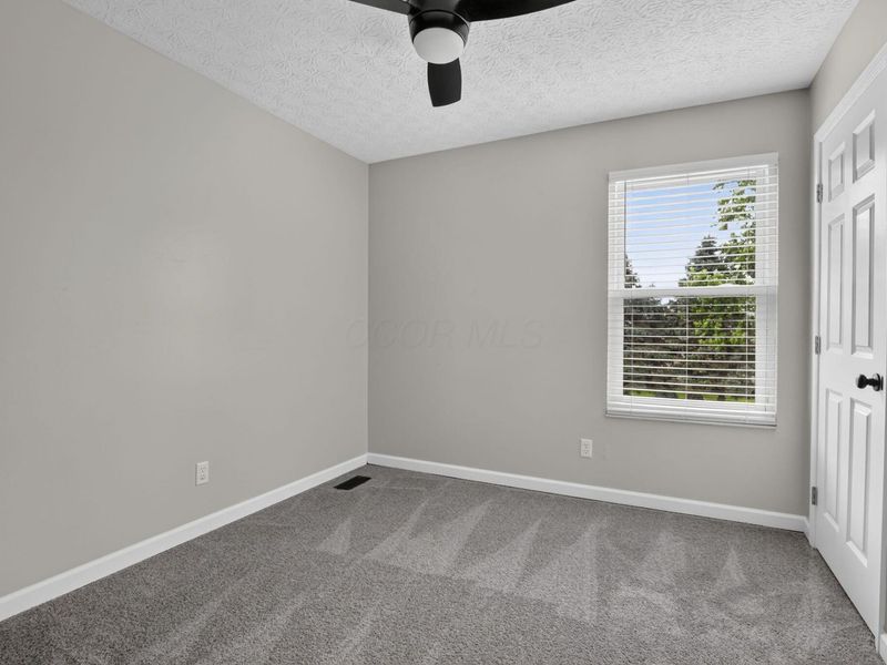 2425 Dunsworth Drive , Columbus, OH 43235 Photo 28