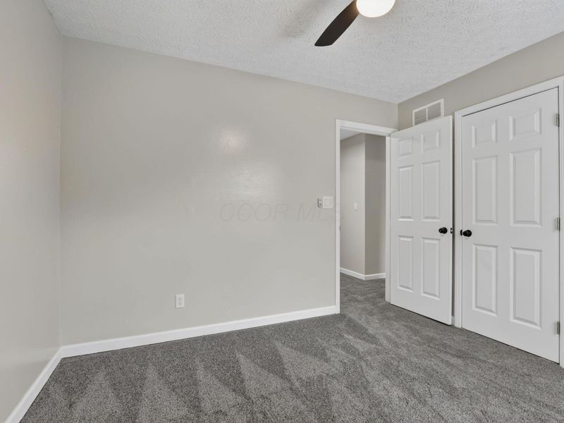 2425 Dunsworth Drive , Columbus, OH 43235 Photo 32