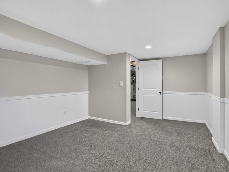 2425 Dunsworth Drive , Columbus, OH 43235 Photo 43