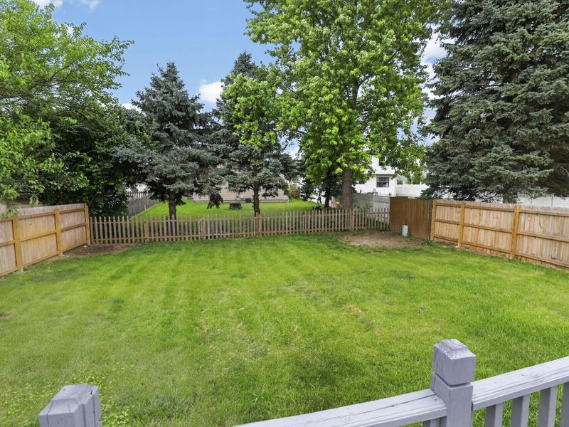2425 Dunsworth Drive , Columbus, OH 43235 Photo 52