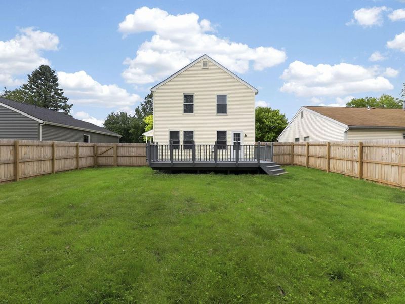2425 Dunsworth Drive , Columbus, OH 43235 Photo 54