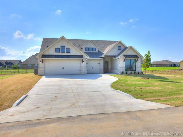 13310 N 60th East Place , Collinsville, OK 74021