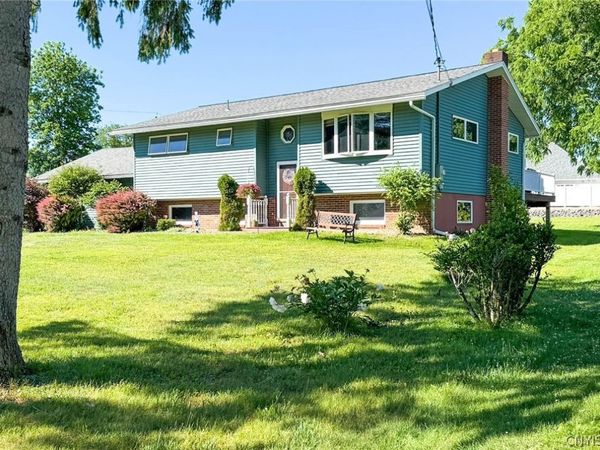 1 Mary Street , Whitesboro, NY 13492
