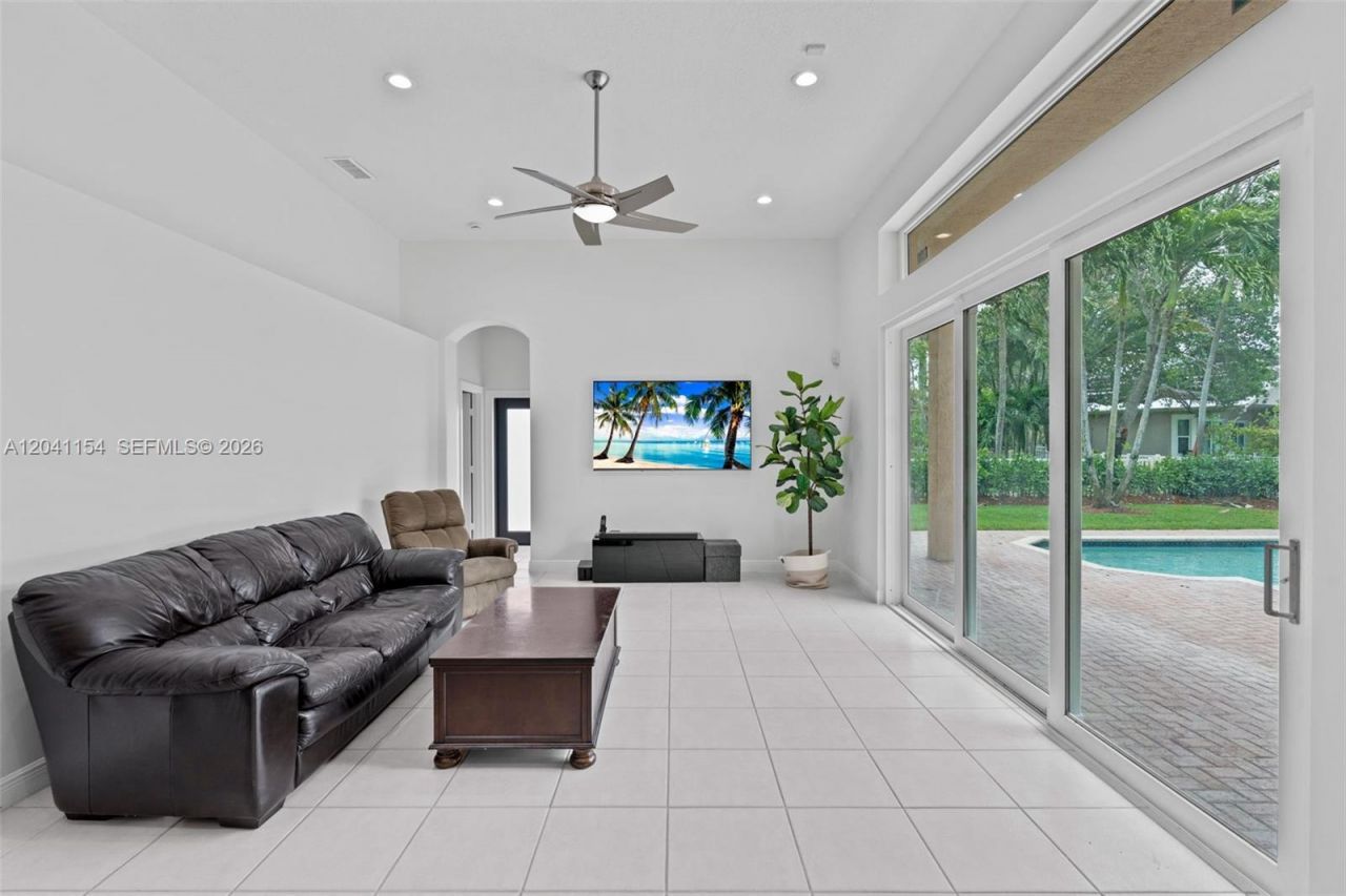 5019 NW 113 Avenue , Coral Springs, FL 33076 Photo