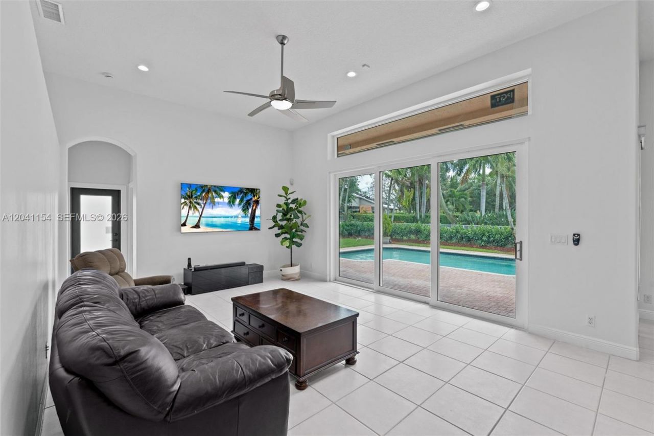 5019 NW 113 Avenue , Coral Springs, FL 33076 Photo