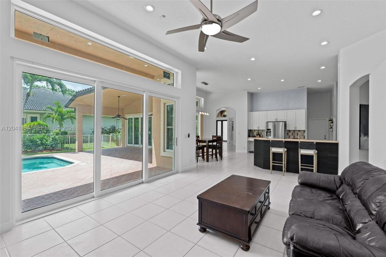 5019 NW 113 Avenue , Coral Springs, FL 33076 Photo