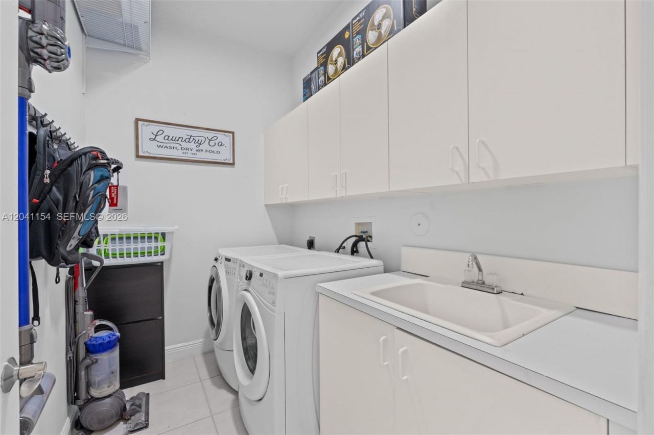 5019 NW 113 Avenue , Coral Springs, FL 33076 Photo