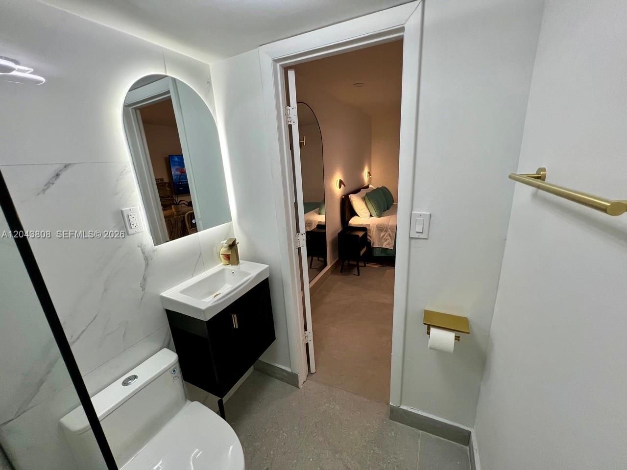 2134 SW 11th St, Miami, FL 33135 Photo