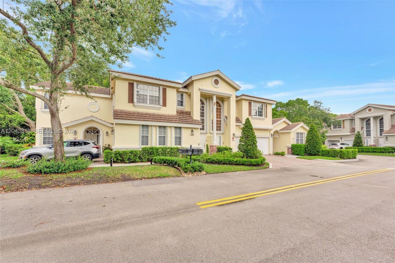 12442 NW 10th Ct, Unit C-14, Coral Springs, FL 33071 Photo