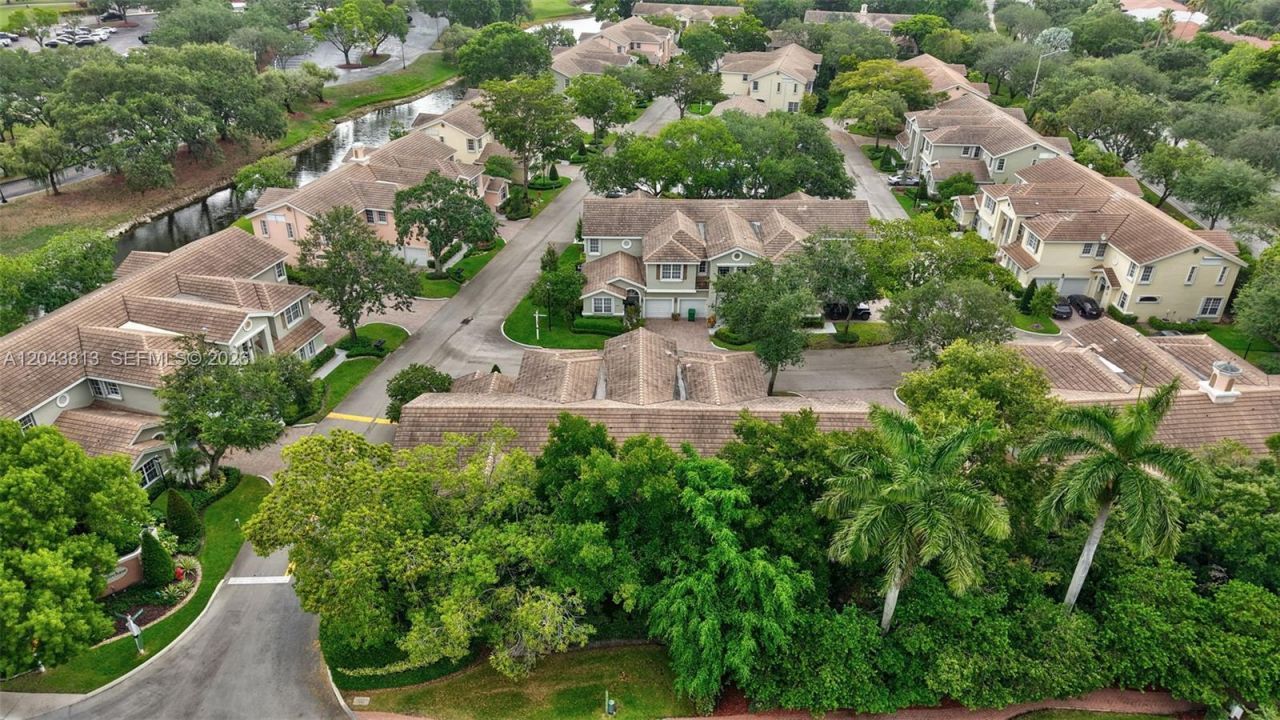 12442 NW 10th Ct, Unit C-14, Coral Springs, FL 33071 Photo