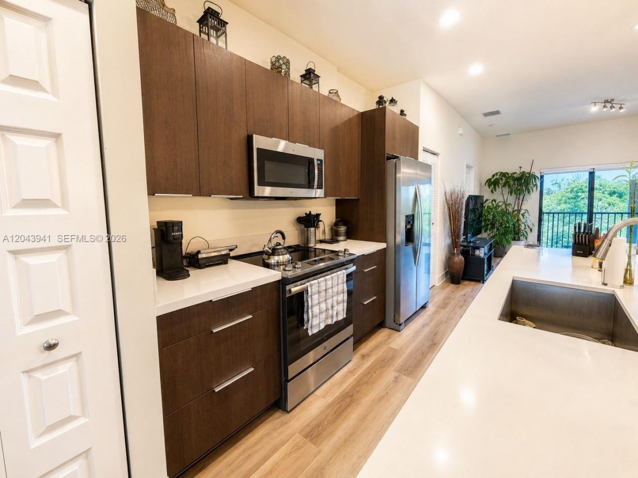 8015 NW 104th Ave , Unit 21, Doral, FL 33178 Photo