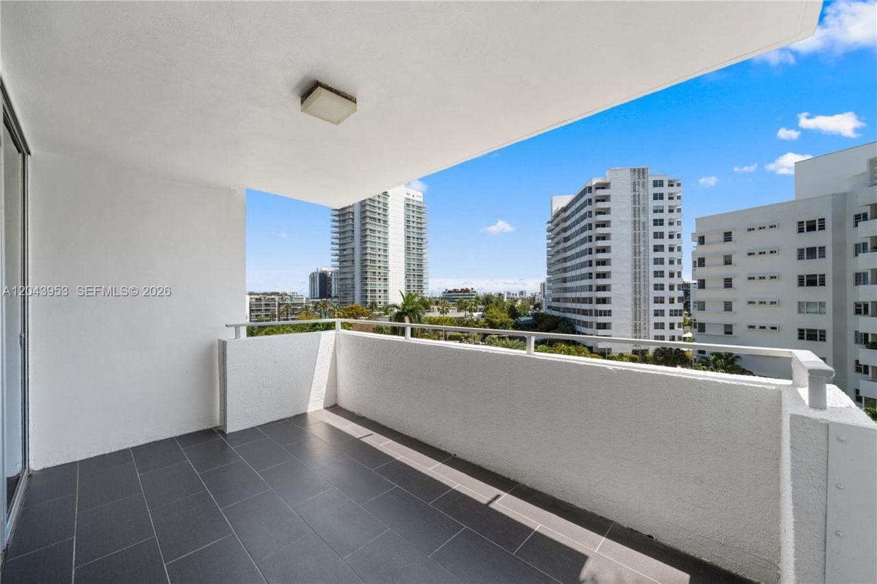 11 Island Ave , Unit 610, Miami Beach, FL 33139 Photo
