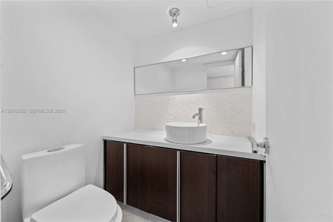 11 Island Ave , Unit 610, Miami Beach, FL 33139 Photo