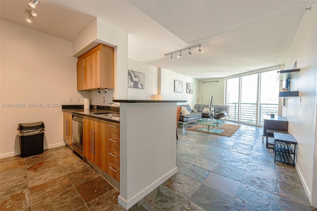 325 S Biscayne Blvd , Unit 3624, Miami, FL 33131 Photo