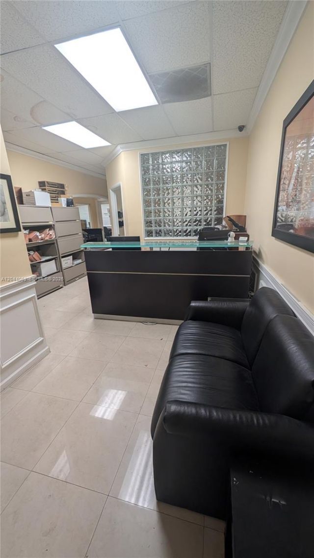 5595 Orange Dr , Unit 101, Davie, FL 33314 Photo