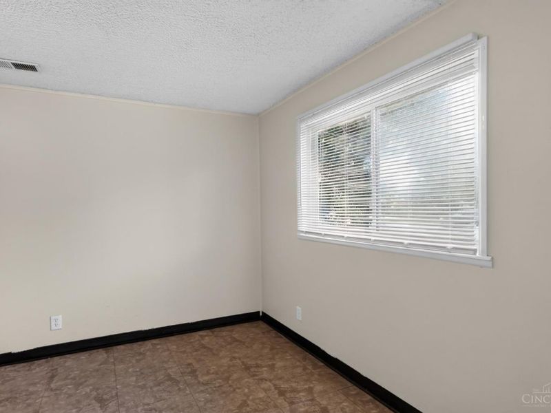 8587 Daly Road, Springfield Twp., OH 45231 Photo 13