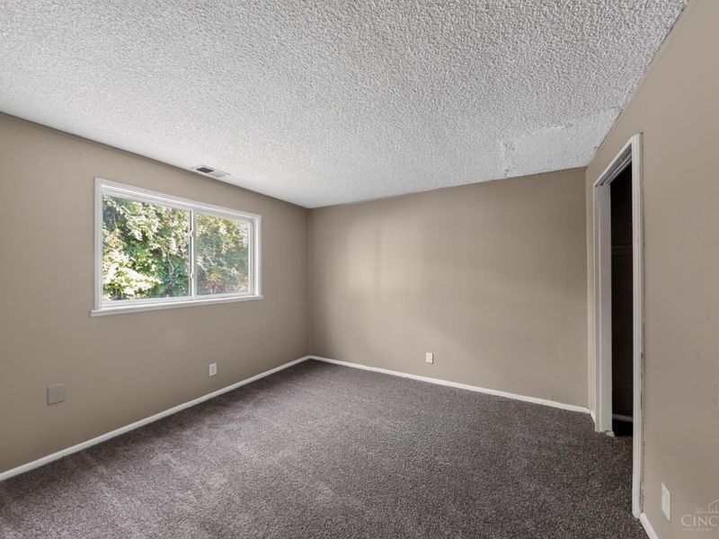 8587 Daly Road, Springfield Twp., OH 45231 Photo 22