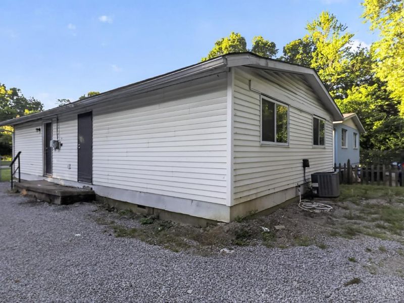 8587 Daly Road, Springfield Twp., OH 45231 Photo 3