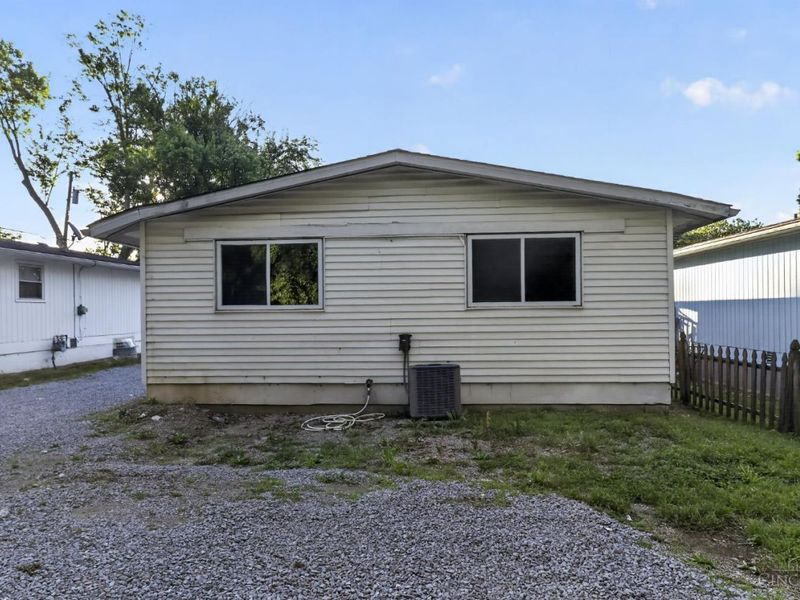 8587 Daly Road, Springfield Twp., OH 45231 Photo 4
