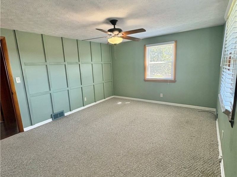 1407 W Valentine Circle NW, Canton, OH 44708 Photo 12
