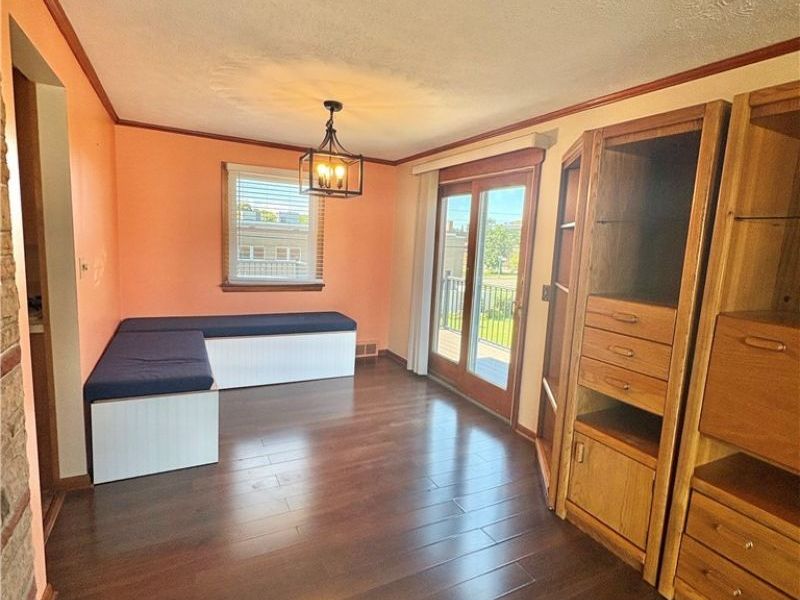 1407 W Valentine Circle NW, Canton, OH 44708 Photo 6