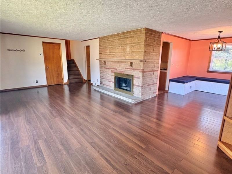 1407 W Valentine Circle NW, Canton, OH 44708 Photo 9