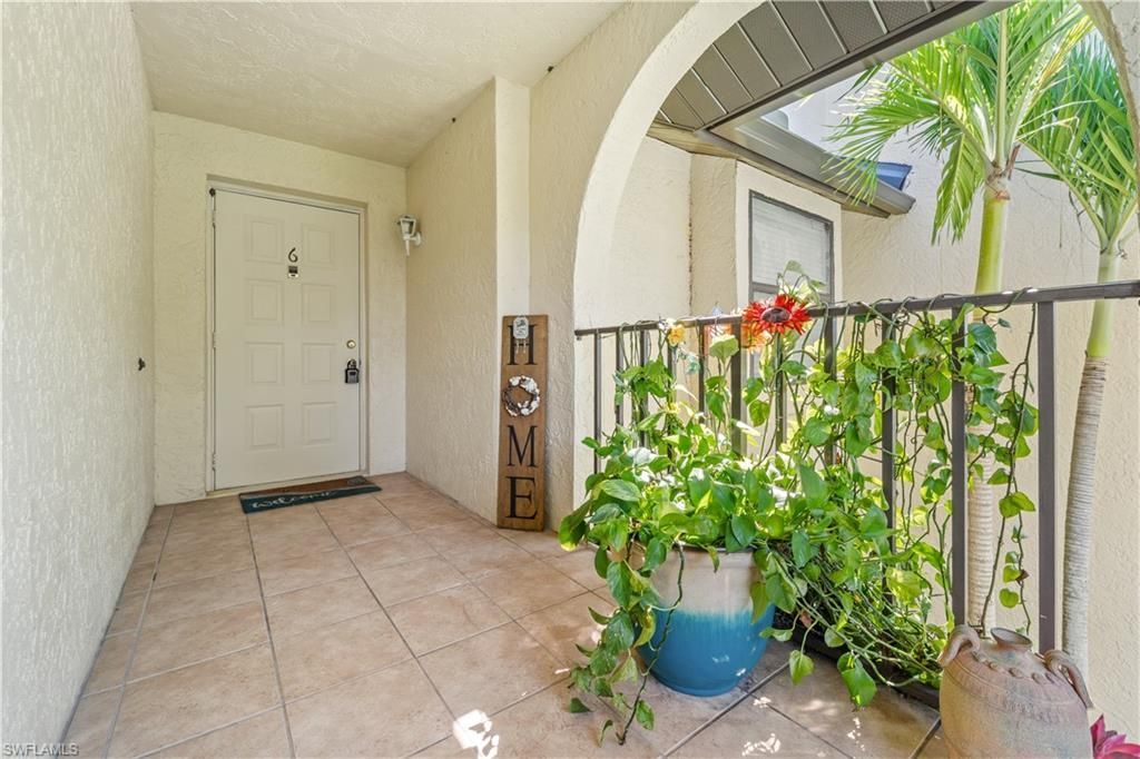 8565 Charter Club Cir , Unit 6, Fort Myers, FL 33919 Photo