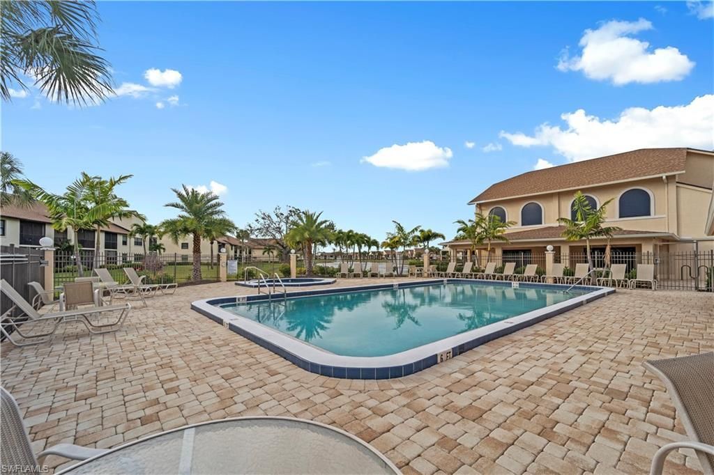 8565 Charter Club Cir, Unit 6, Fort Myers, FL 33919 Photo