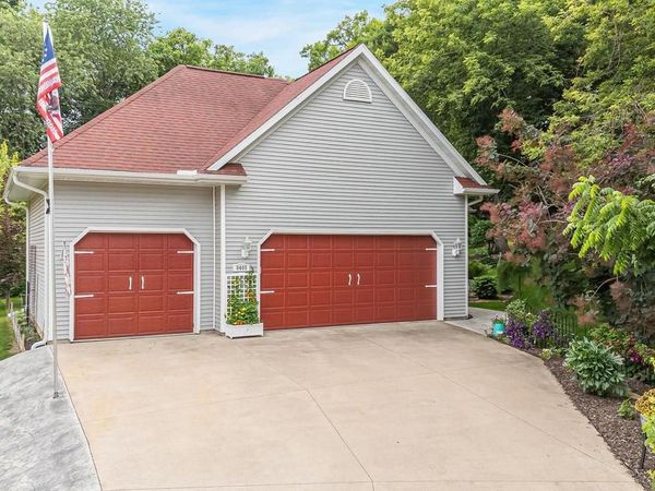 8405 RIDGEVIEW COURT, Larsen, WI 54947