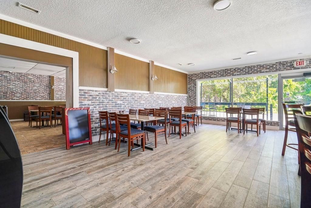 4378 Highway 17 Business Photo 14
