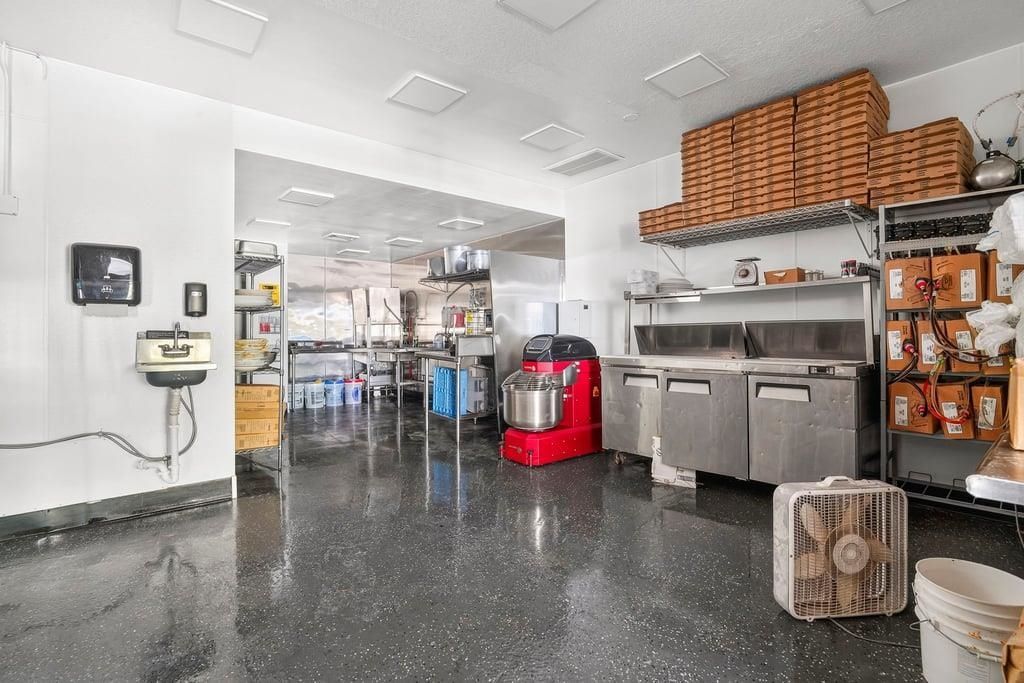 4378 Highway 17 Business Photo 18