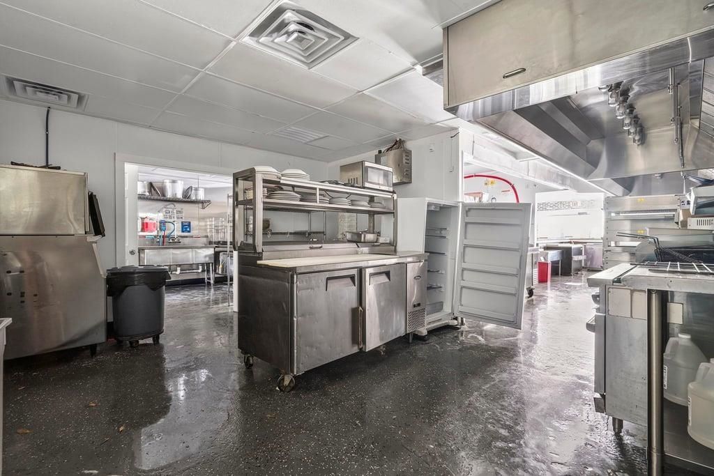 4378 Highway 17 Business Photo 21