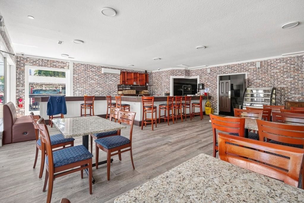 4378 Highway 17 Business Photo 9