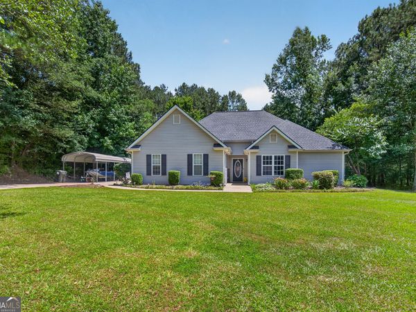50 Walton Woods Drive, Newnan, GA 30263