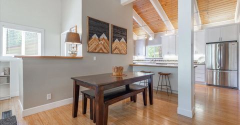 10240 Pine Cone Road, Truckee, CA 96161 Photo