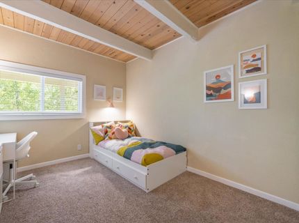 10240 Pine Cone Road, Truckee, CA 96161 Photo