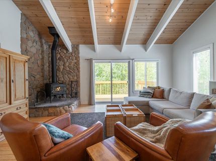 10240 Pine Cone Road, Truckee, CA 96161 Photo