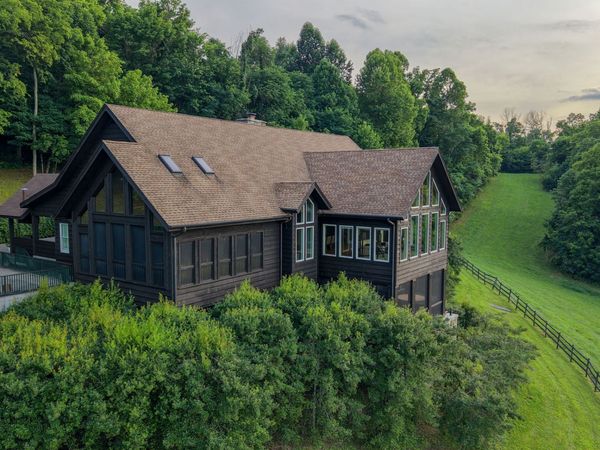 391 Bluestocking Hollow Rd , Shelbyville, TN 37160
