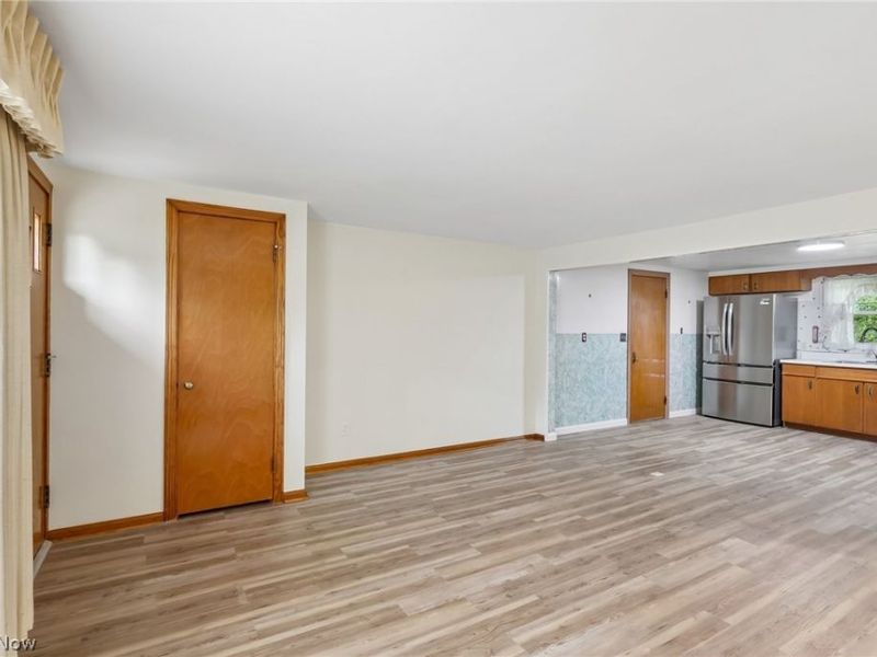 272 Tolbert Street, Wadsworth, OH 44281 Photo 4