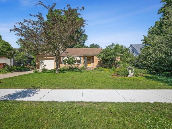 612 N Oak Knolls Avenue, ROCKFORD, IL 61107