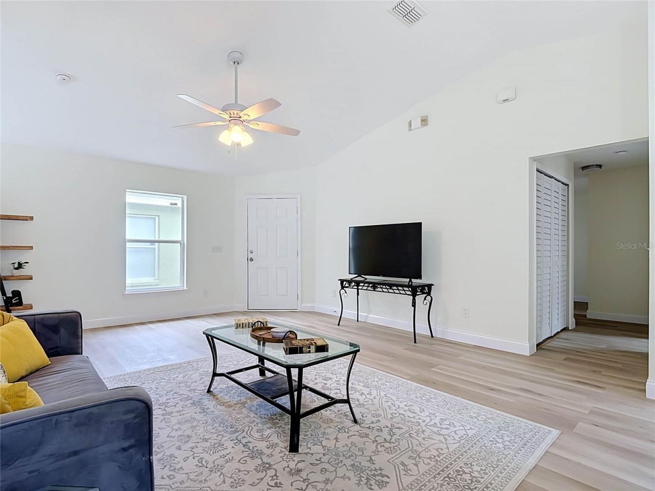 1501 Royal Ridge Drive , Davenport, FL 33896 Photo