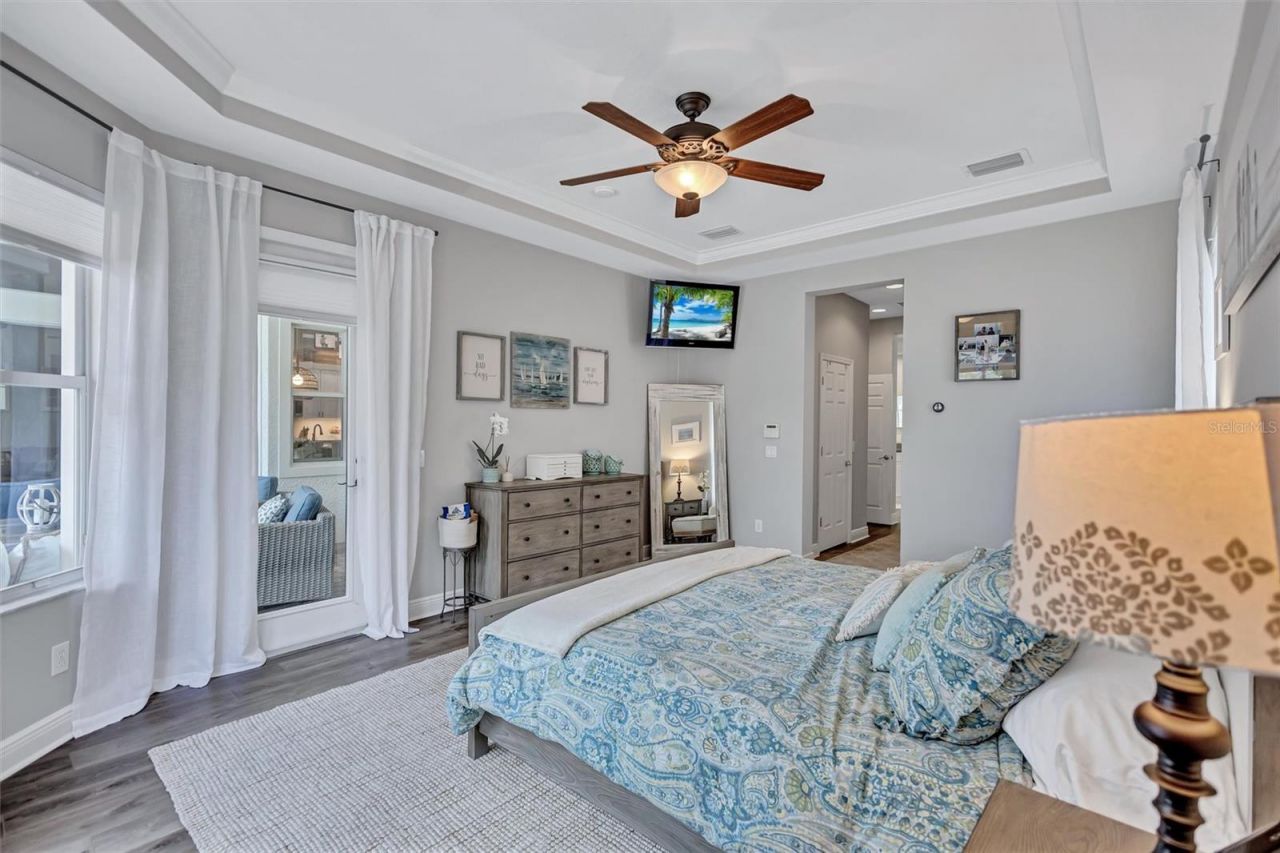 14852 Tudor Chase Drive, Tampa, FL 33626 Photo