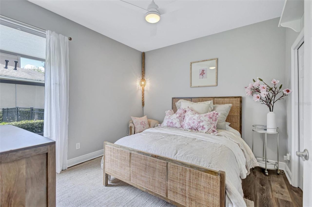14852 Tudor Chase Drive, Tampa, FL 33626 Photo