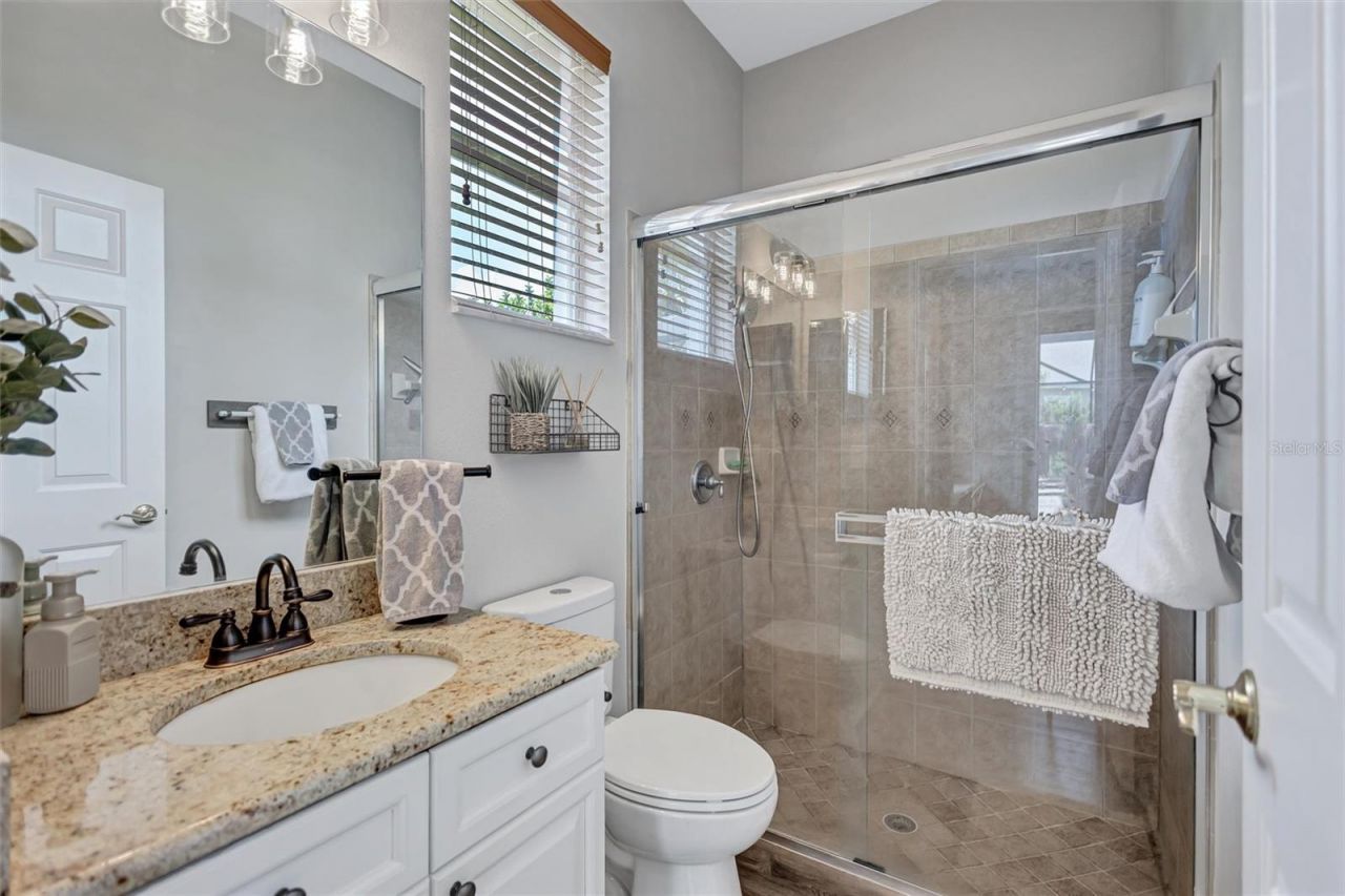 14852 Tudor Chase Drive, Tampa, FL 33626 Photo