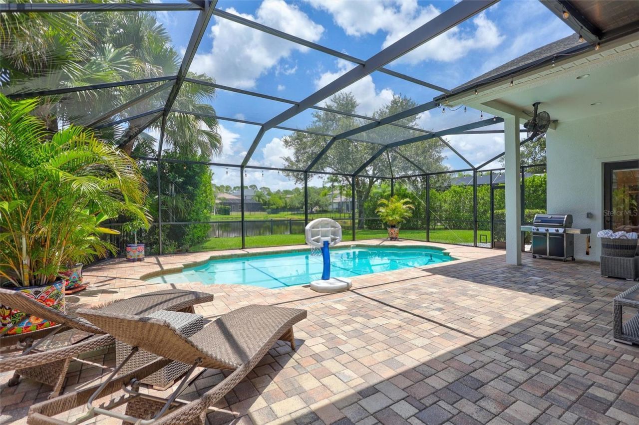 14852 Tudor Chase Drive, Tampa, FL 33626 Photo